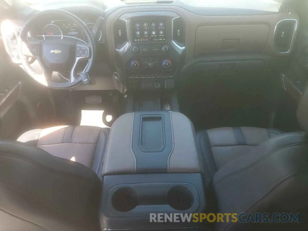 8 fotografías del automóvil dañado 3GCUYHEL1MG342599 CHEVROLET ALL Models 2021