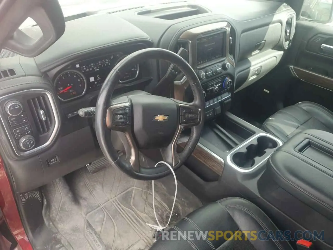 8 fotografías del automóvil dañado 3GCUYHET2MG141357 CHEVROLET ALL Models 2021