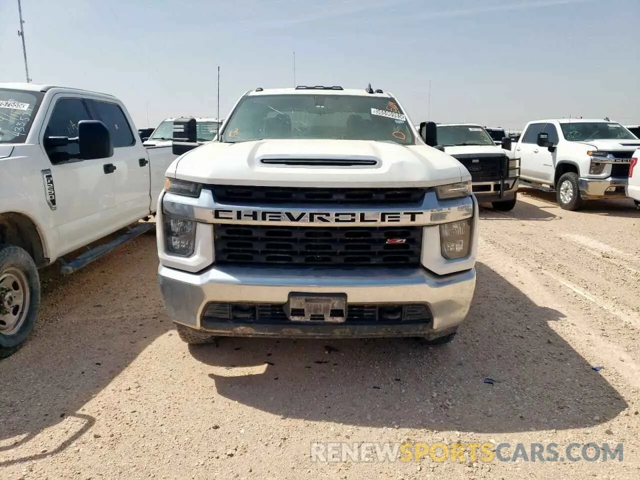 5 fotografías del automóvil dañado 1GC1YNE72NF202374 CHEVROLET ALL Models 2022