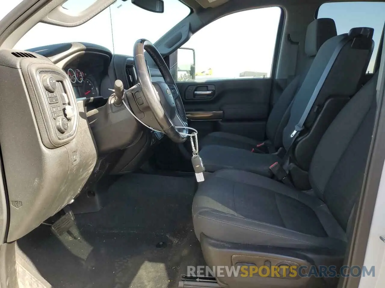7 fotografías del automóvil dañado 1GC2YNE73NF121257 CHEVROLET ALL Models 2022