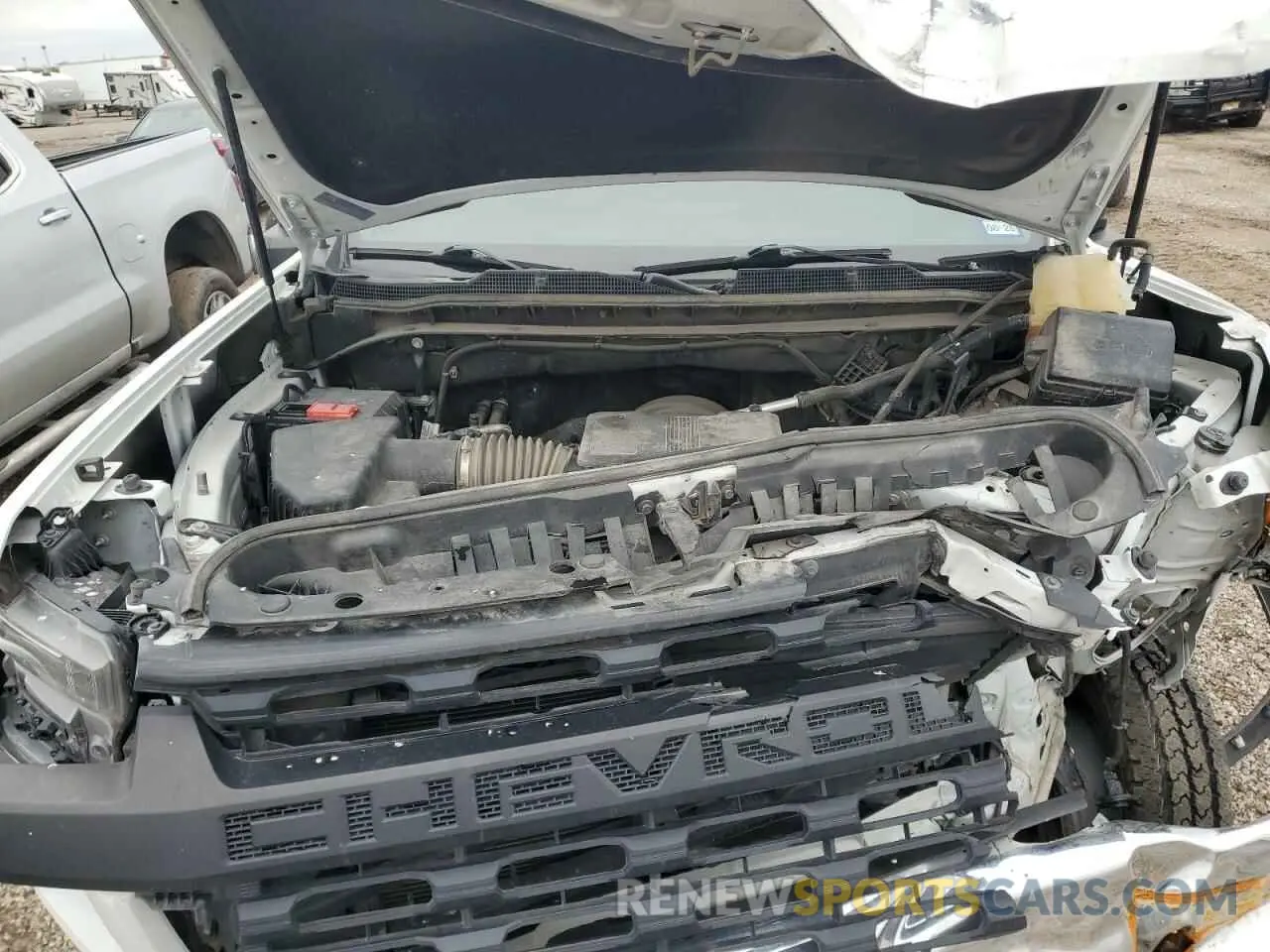 11 fotografías del automóvil dañado 1GC4WLE72NF261609 CHEVROLET ALL Models 2022