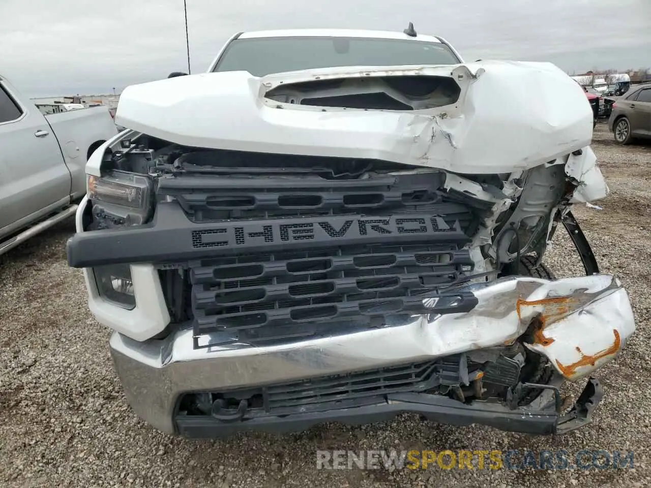 5 fotografías del automóvil dañado 1GC4WLE72NF261609 CHEVROLET ALL Models 2022