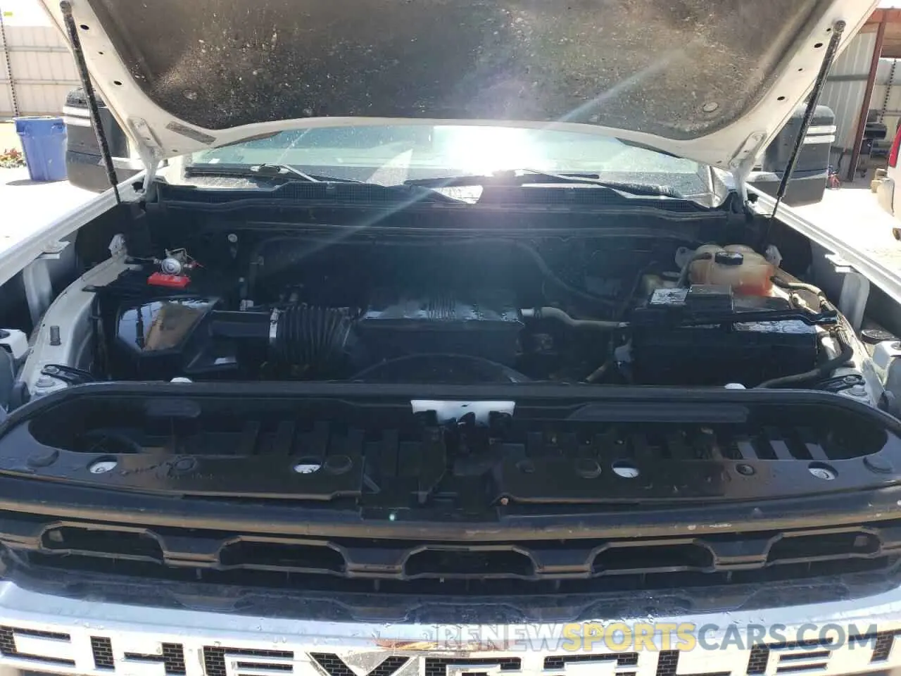 11 fotografías del automóvil dañado 1GC4YNE74NF180276 CHEVROLET ALL Models 2022