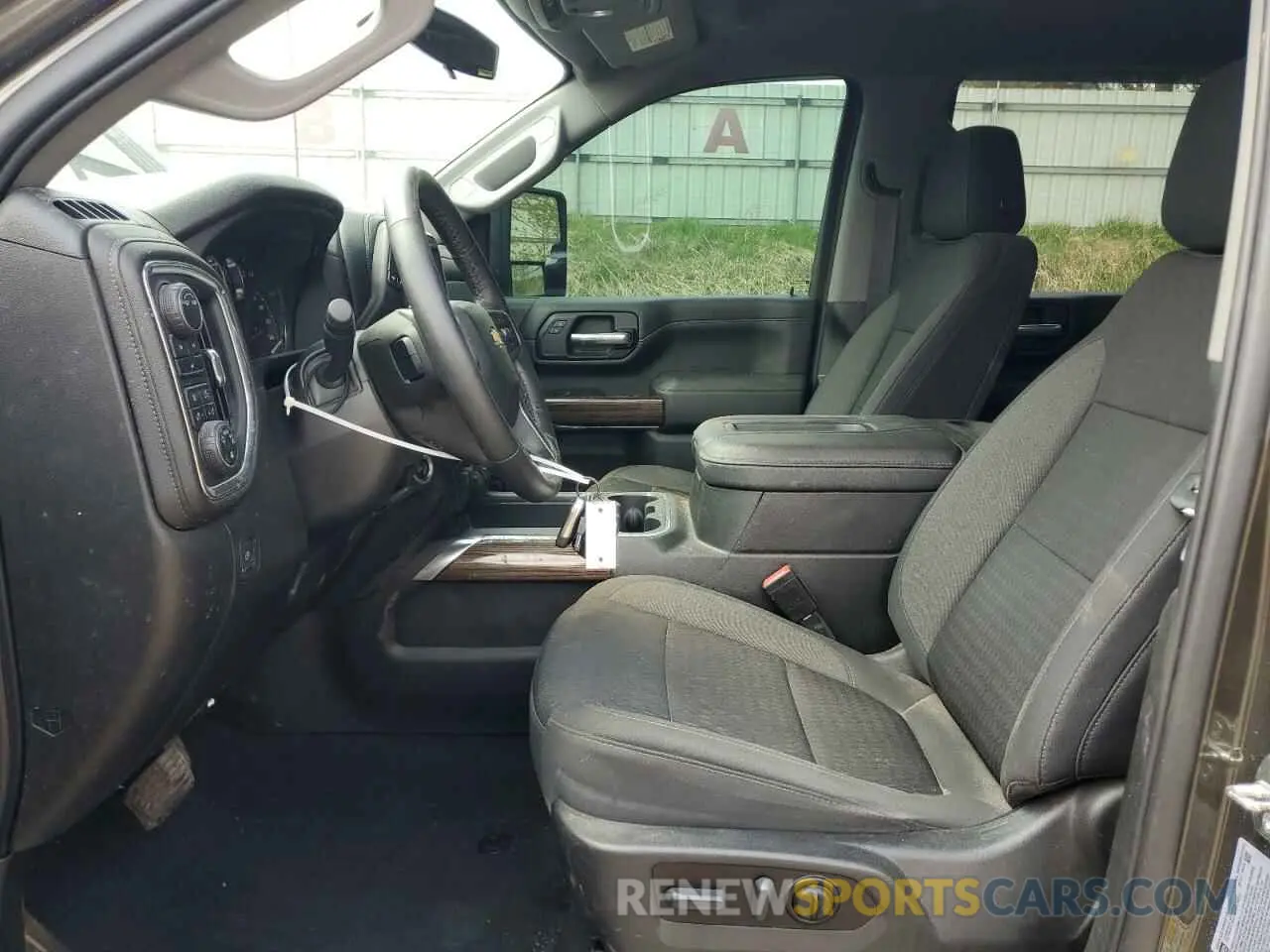 7 fotografías del automóvil dañado 1GC4YNEY1NF135742 CHEVROLET ALL Models 2022
