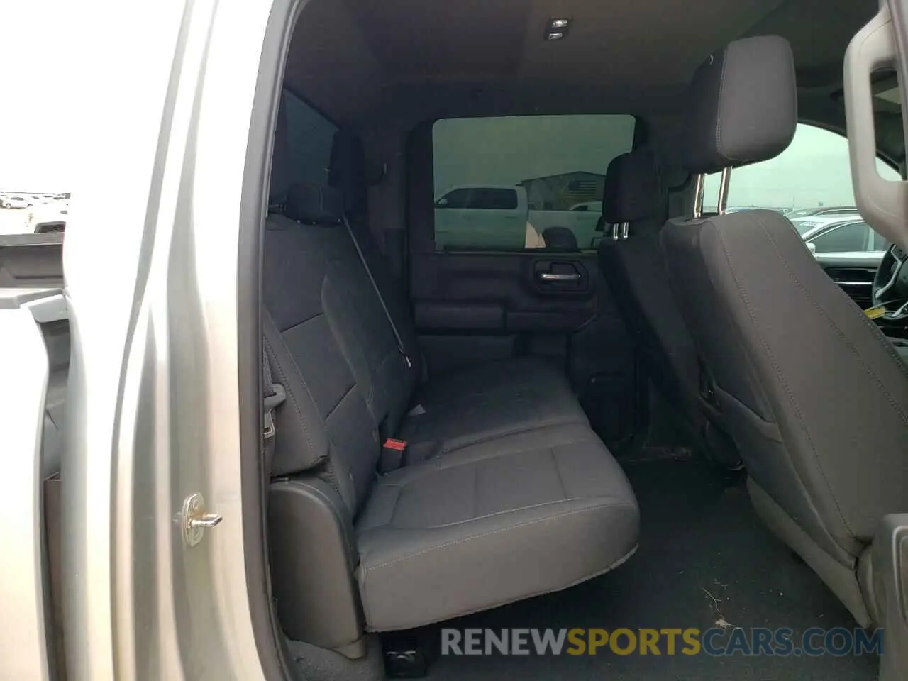 10 fotografías del automóvil dañado 1GC4YNEY6NF120332 CHEVROLET ALL Models 2022