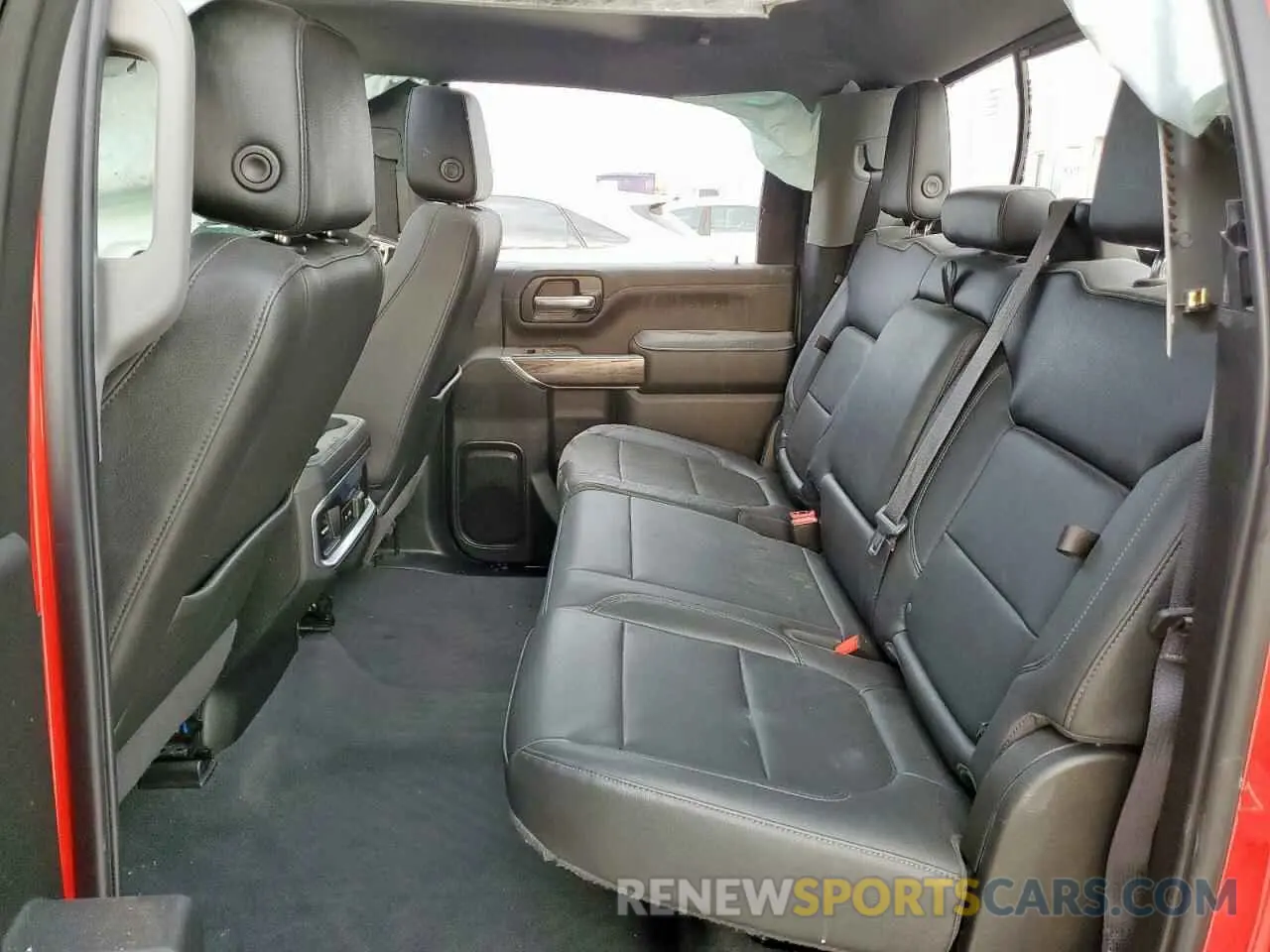 11 fotografías del automóvil dañado 1GC4YPEYXNF147948 CHEVROLET ALL Models 2022