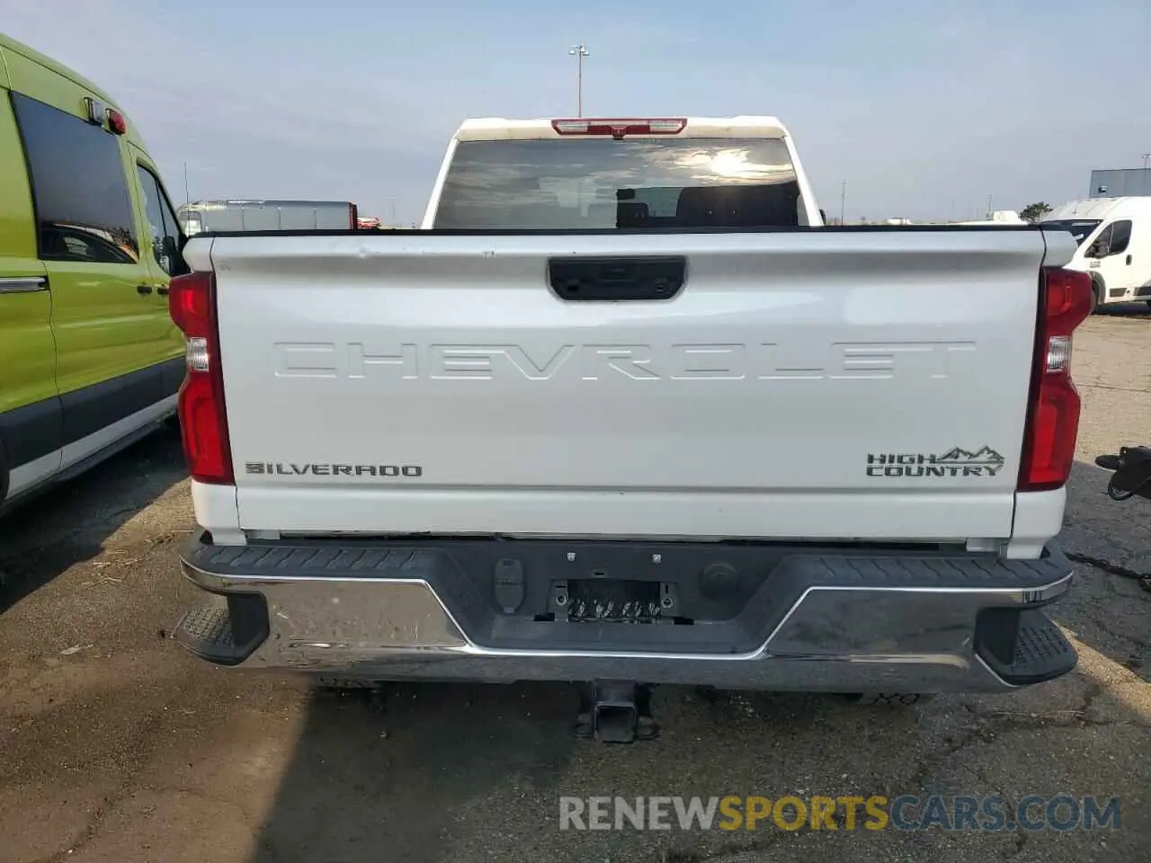 6 fotografías del automóvil dañado 1GC4YPEYXNF362584 CHEVROLET ALL Models 2022