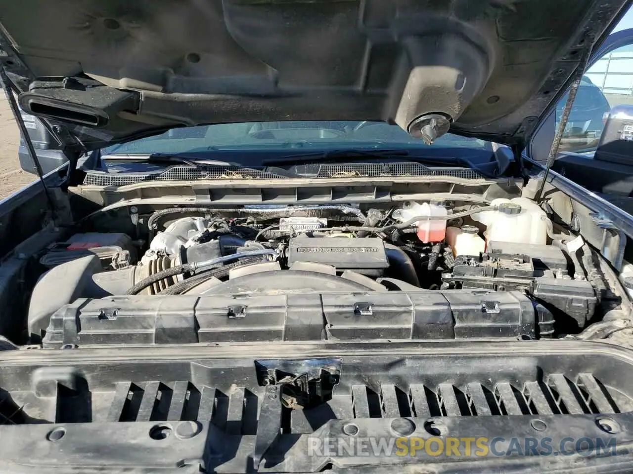 11 fotografías del automóvil dañado 1GC4YPEYXNF364674 CHEVROLET ALL Models 2022