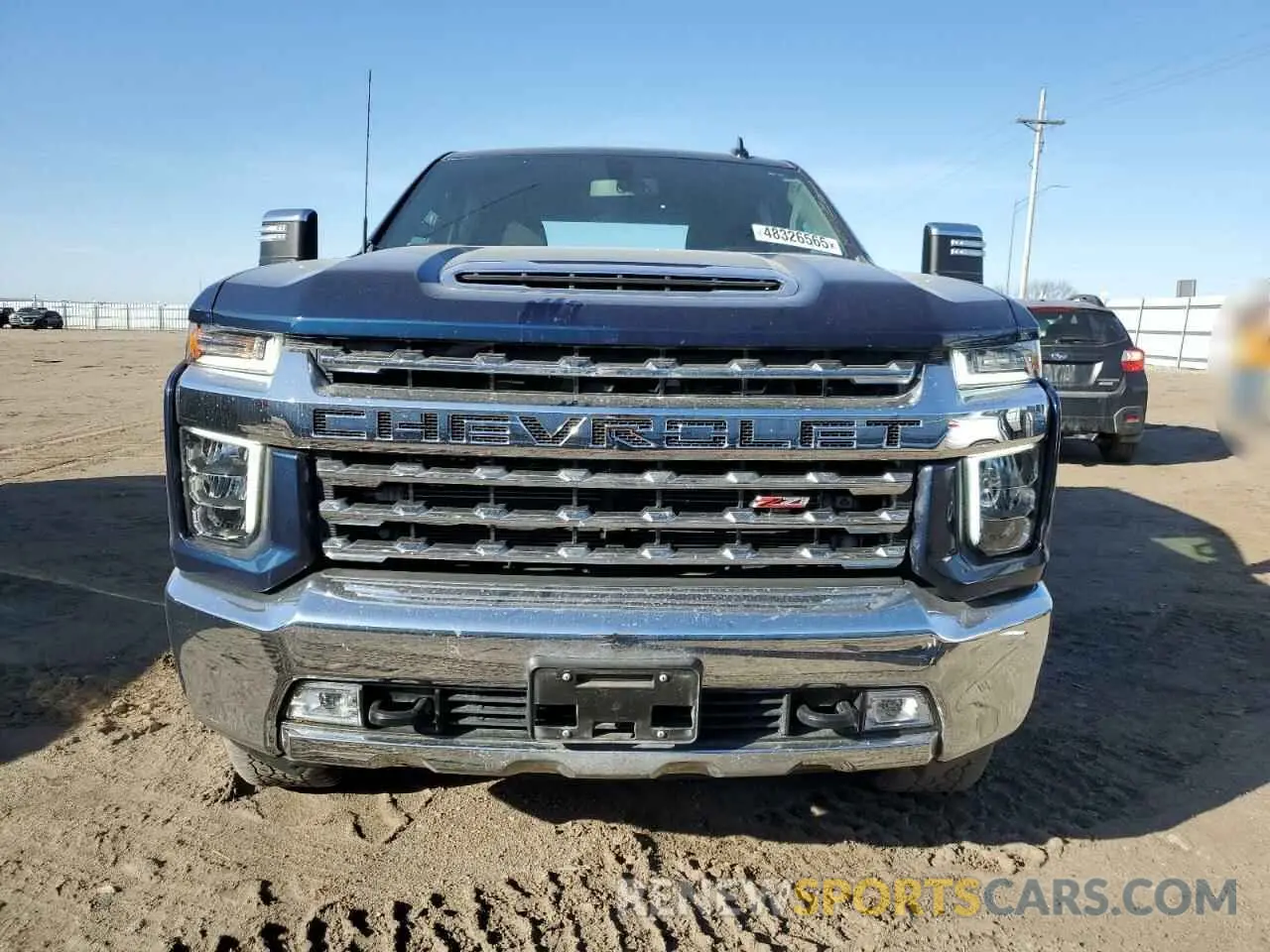 5 fotografías del automóvil dañado 1GC4YPEYXNF364674 CHEVROLET ALL Models 2022