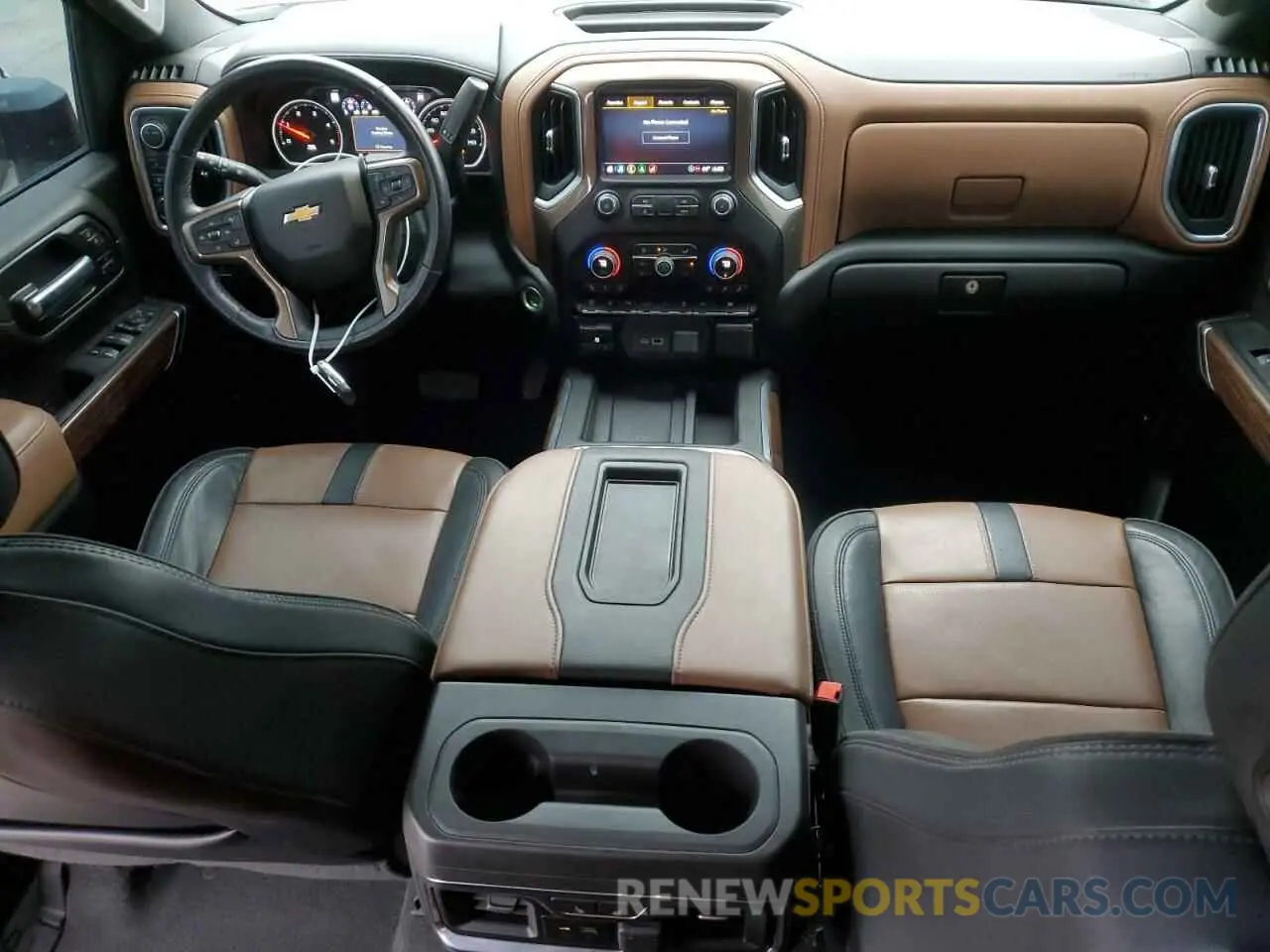 8 fotografías del automóvil dañado 1GC4YREY0NF339410 CHEVROLET ALL Models 2022