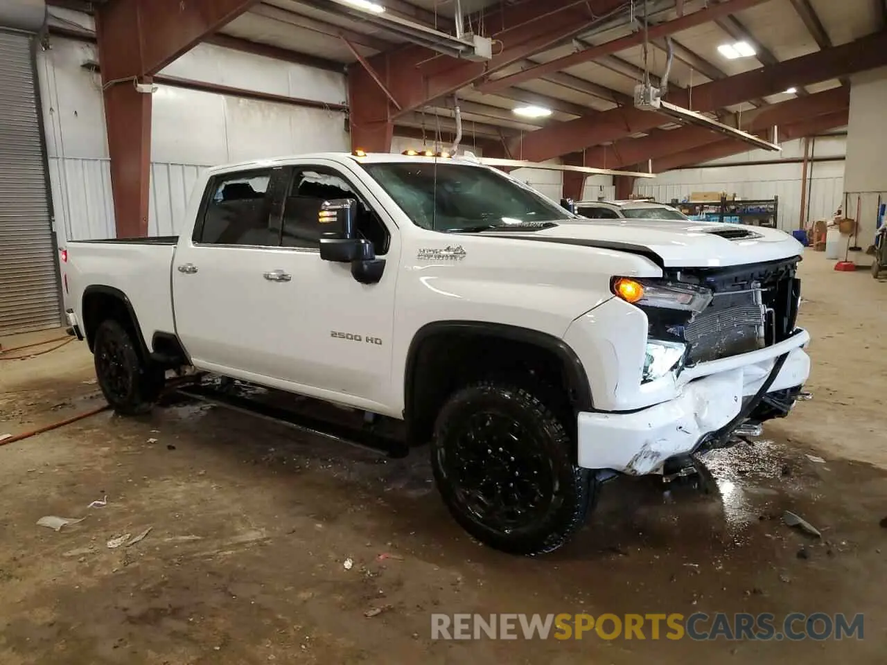 4 fotografías del automóvil dañado 1GC4YREY2NF363286 CHEVROLET ALL Models 2022