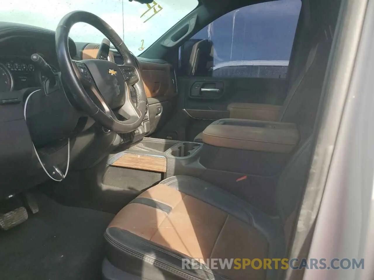 7 fotografías del automóvil dañado 1GC4YREY4NF356355 CHEVROLET ALL Models 2022