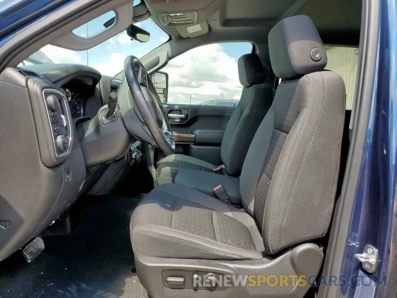 7 fotografías del automóvil dañado 1GC4YTEY1NF364717 CHEVROLET ALL Models 2022
