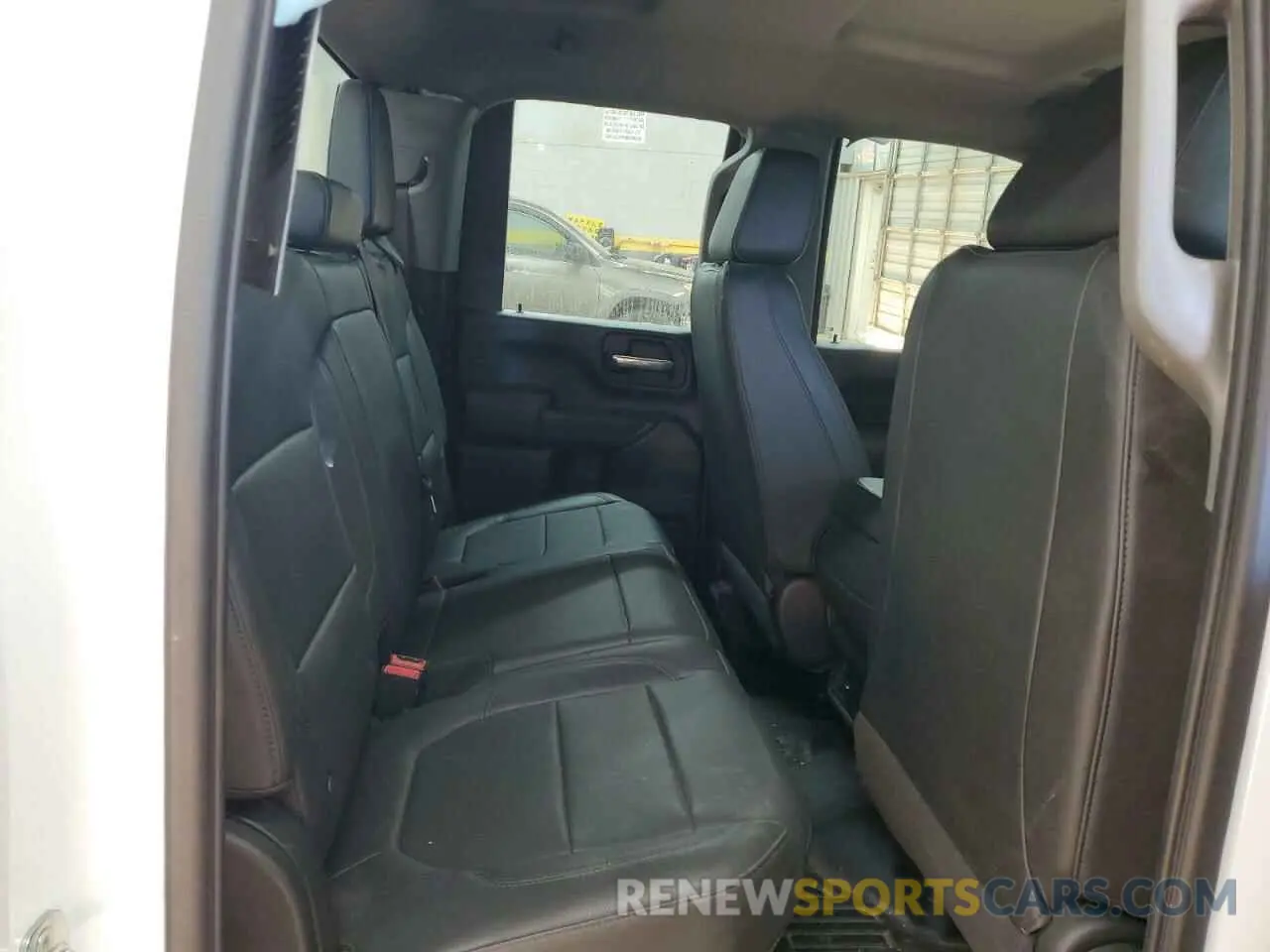 10 fotografías del automóvil dañado 1GC5YLE74NF322358 CHEVROLET ALL Models 2022