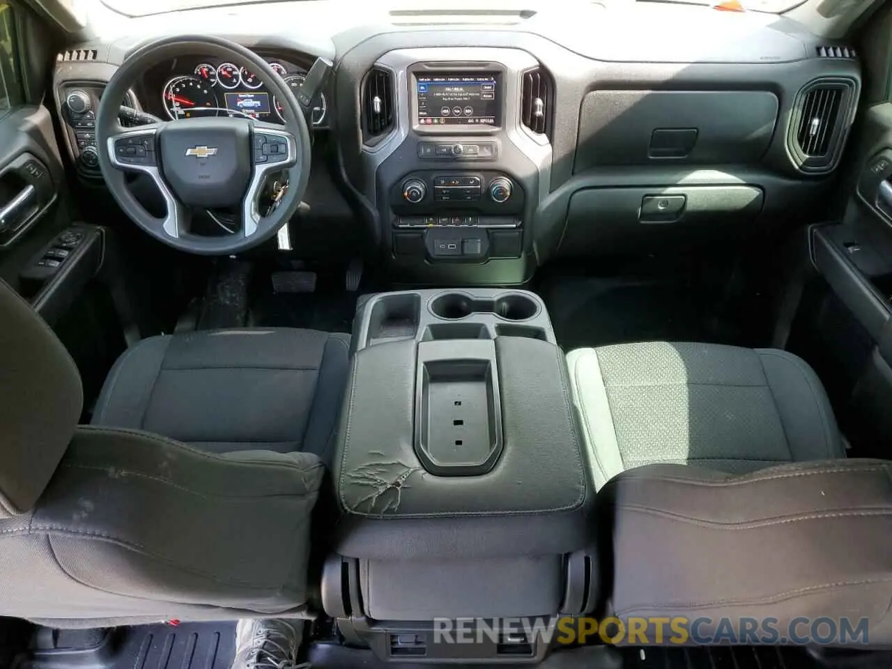 8 fotografías del automóvil dañado 1GCPYBEKXNZ120758 CHEVROLET ALL Models 2022