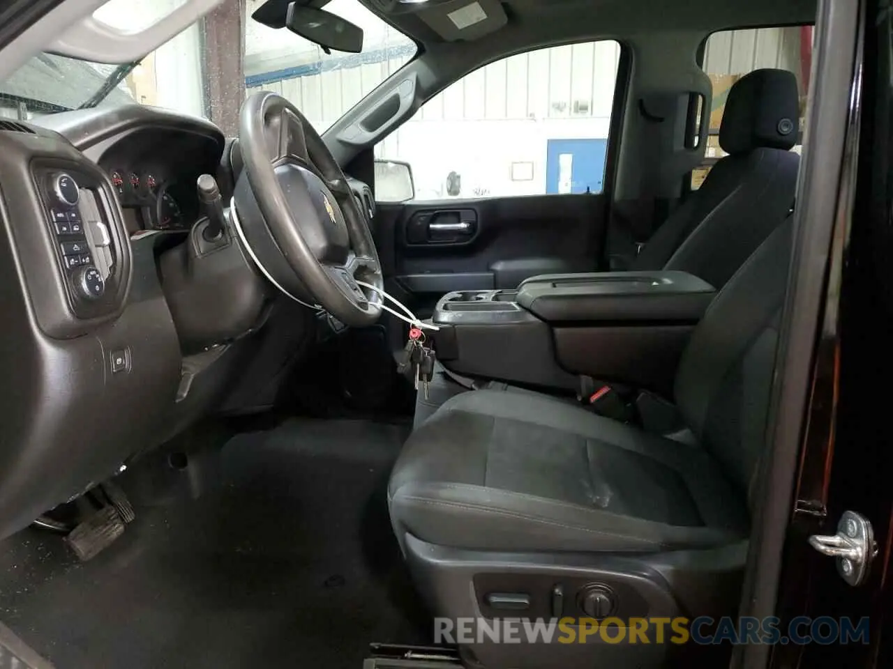 7 fotografías del automóvil dañado 1GCPYBEKXNZ176022 CHEVROLET ALL Models 2022