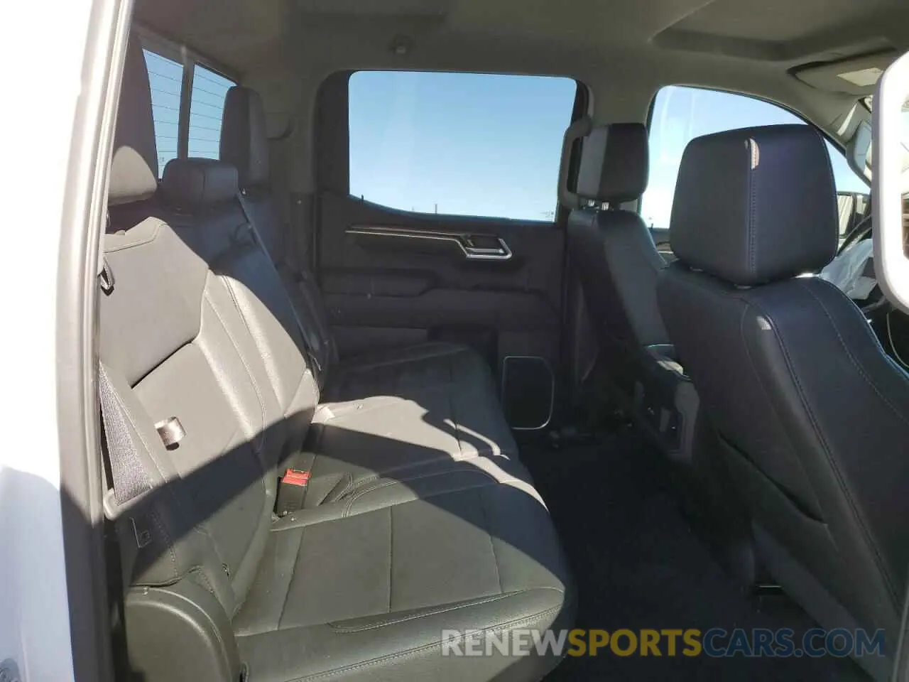 11 fotografías del automóvil dañado 1GCUDEET9NZ568868 CHEVROLET ALL Models 2022