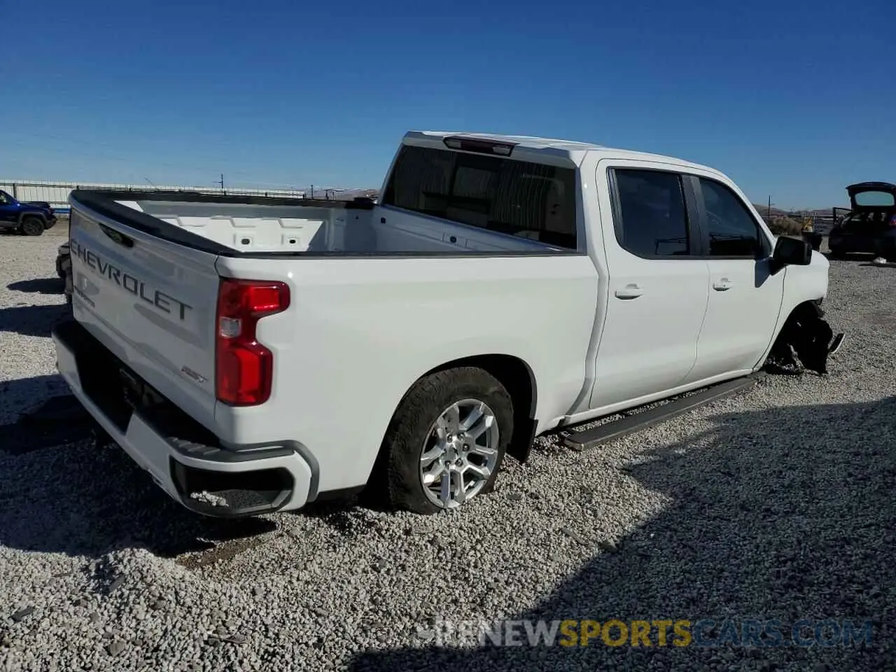3 fotografías del automóvil dañado 1GCUDEET9NZ568868 CHEVROLET ALL Models 2022