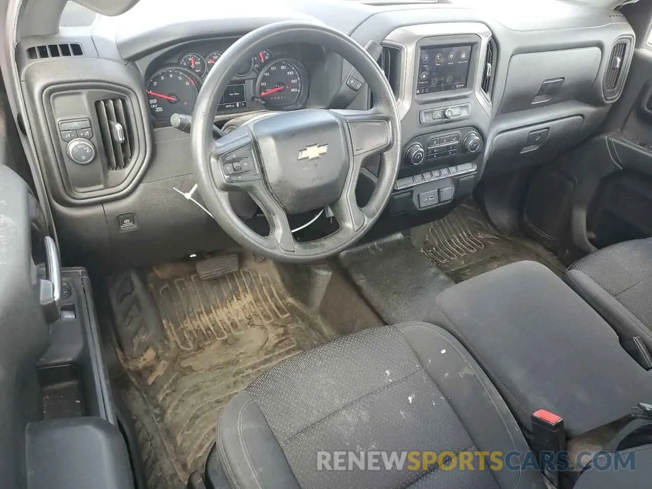 8 fotografías del automóvil dañado 3GCNWAED5NG156284 CHEVROLET ALL Models 2022