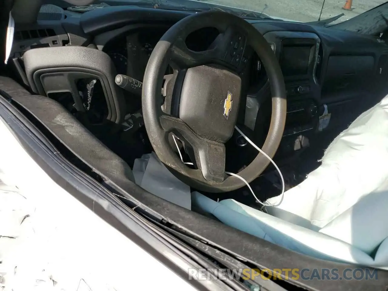 8 fotografías del automóvil dañado 3GCPAAED0NG667666 CHEVROLET ALL Models 2022