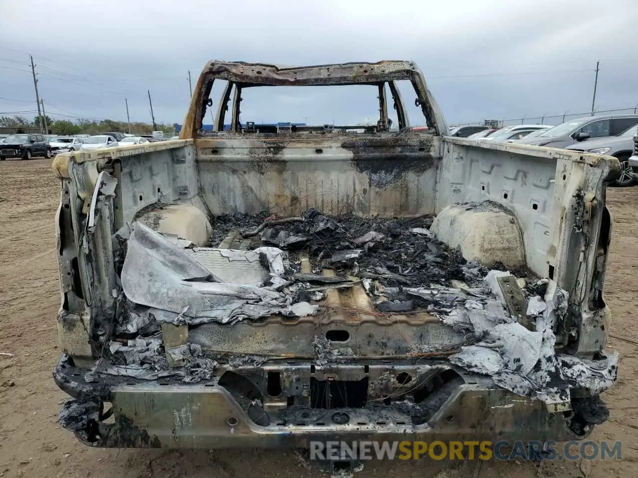 6 fotografías del automóvil dañado 3GCPWEED0NG158928 CHEVROLET ALL Models 2022