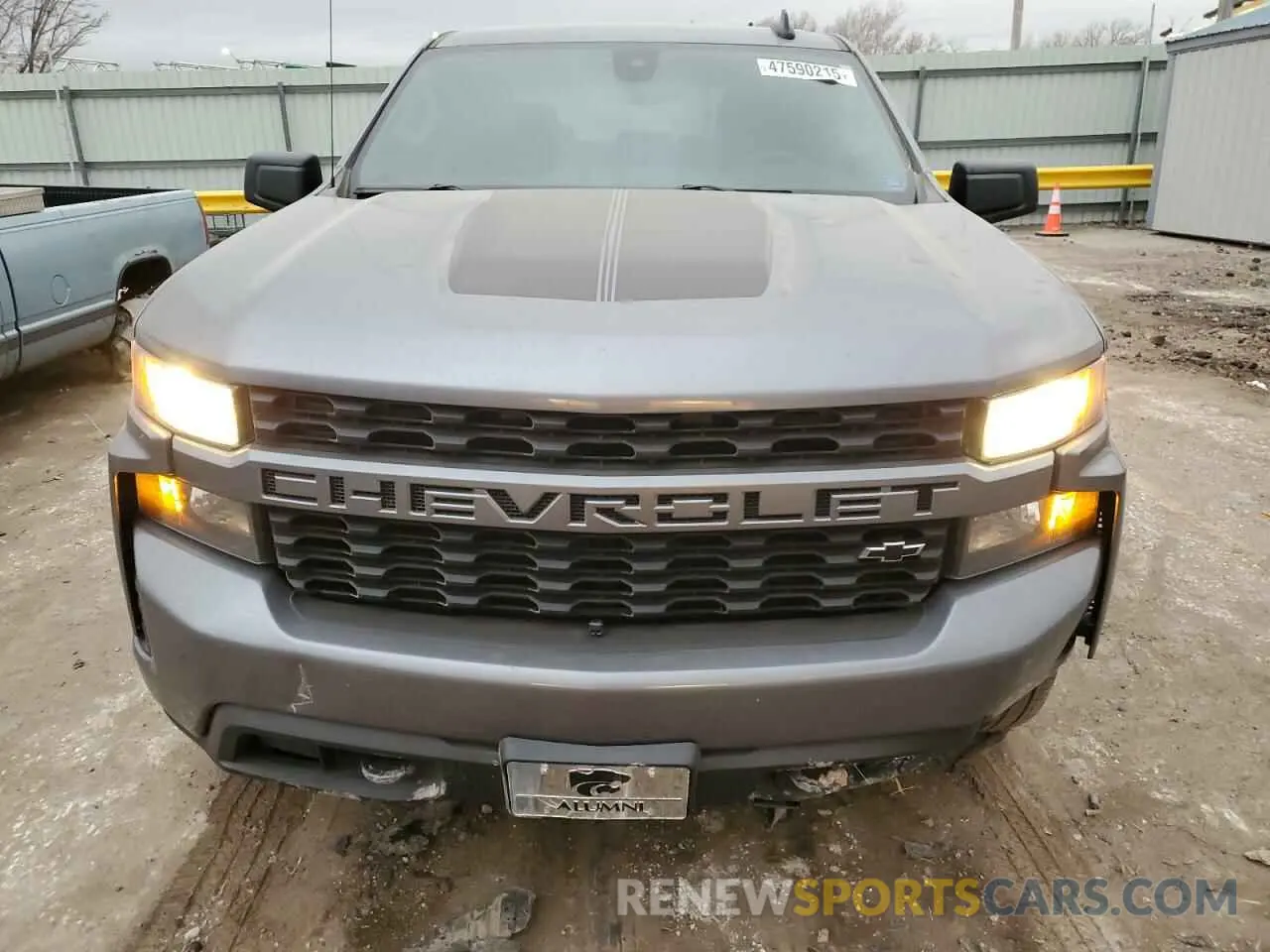 5 fotografías del automóvil dañado 3GCPYBEK9NG150768 CHEVROLET ALL Models 2022