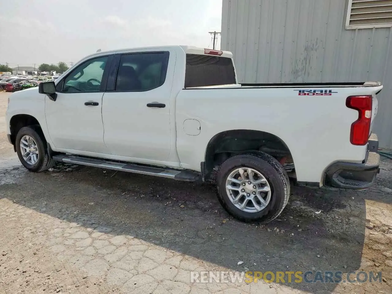 2 fotografías del automóvil dañado 3GCUDFELXNG514100 CHEVROLET ALL Models 2022