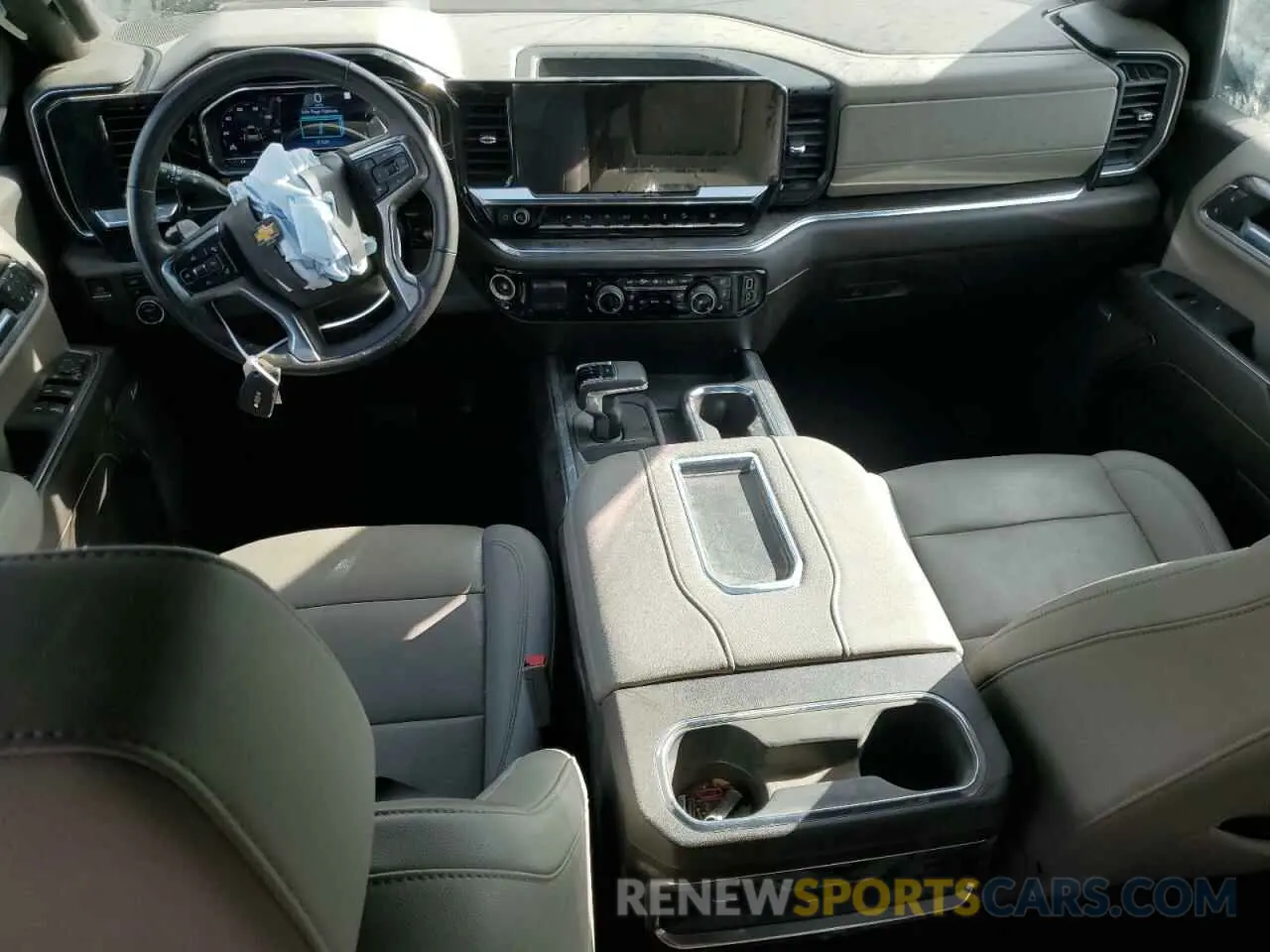 8 fotografías del automóvil dañado 3GCUDGED7NG541981 CHEVROLET ALL Models 2022