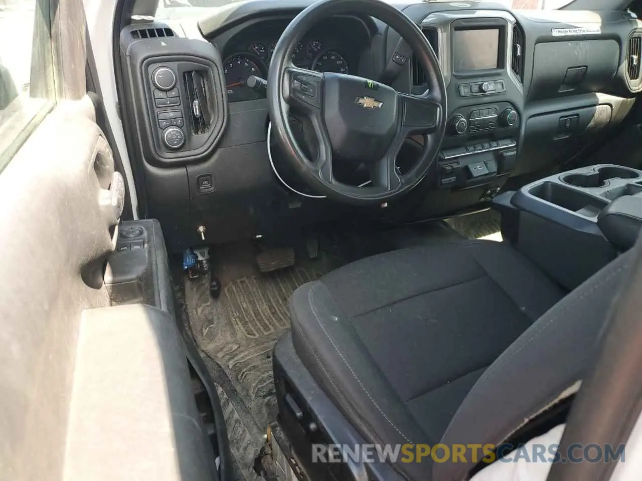 8 fotografías del automóvil dañado 1GC3YLE72PF190968 CHEVROLET ALL Models 2023