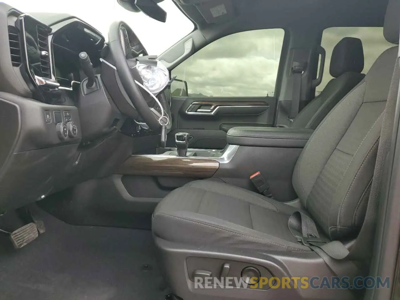 7 fotografías del automóvil dañado 1GCPADE88PZ317807 CHEVROLET ALL Models 2023