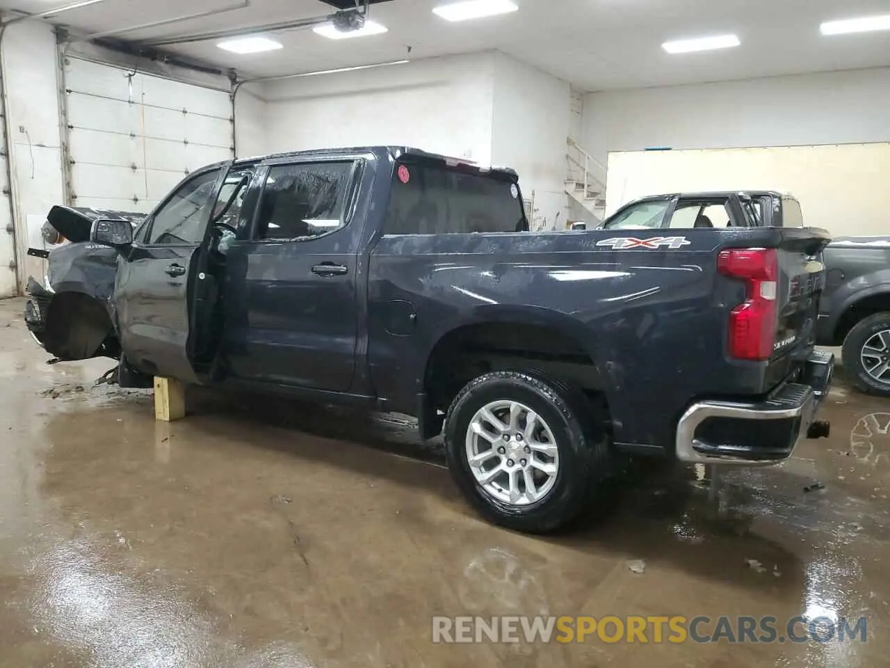 2 fotografías del automóvil dañado 1GCPDKEK5PZ201374 CHEVROLET ALL Models 2023