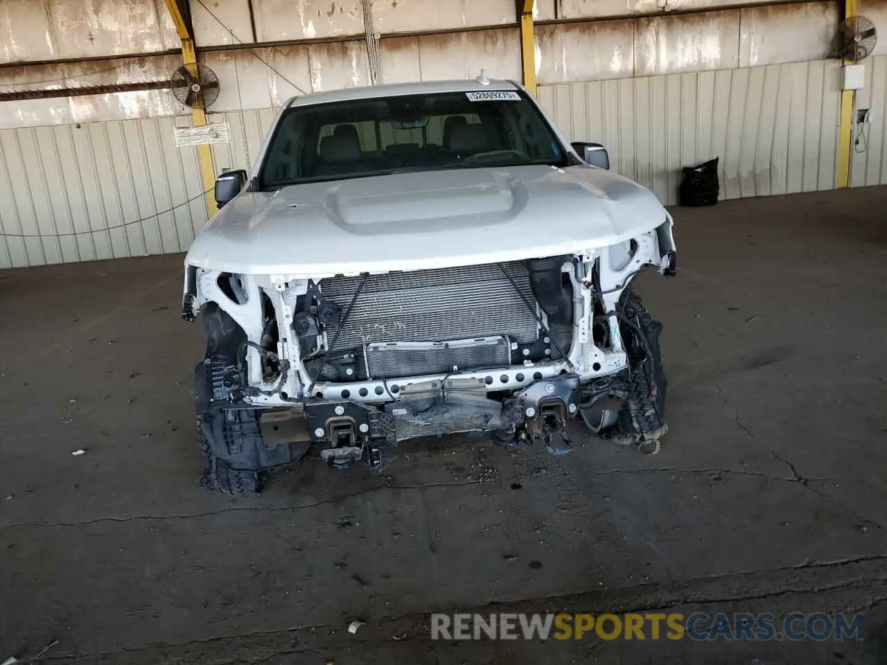 5 fotografías del automóvil dañado 1GCUDGE80PZ222282 CHEVROLET ALL Models 2023