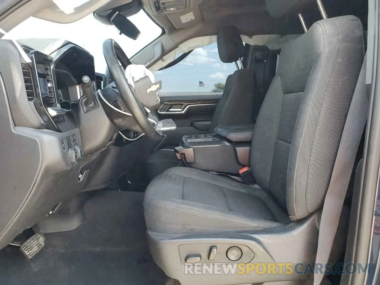 7 fotografías del automóvil dañado 3GCPACEK0PG227265 CHEVROLET ALL Models 2023