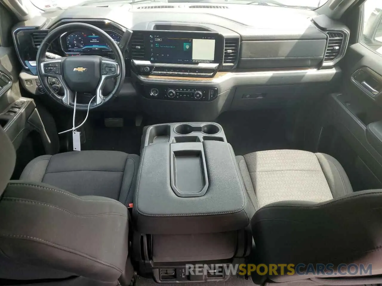 8 fotografías del automóvil dañado 3GCPDDEK7PG261393 CHEVROLET ALL Models 2023