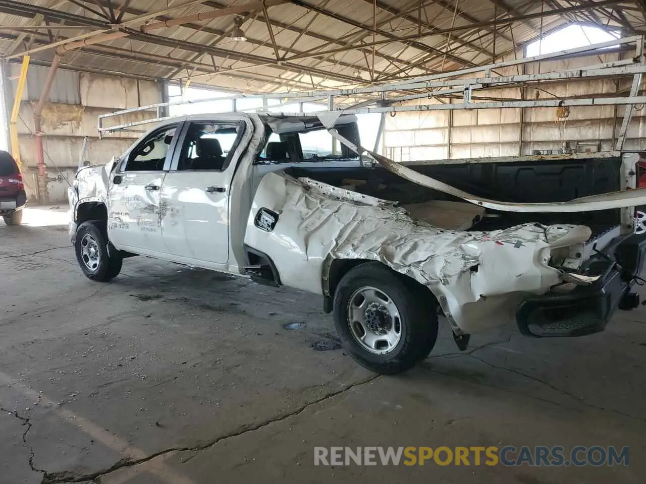 2 fotografías del automóvil dañado 1GC4YLEY1RF271413 CHEVROLET ALL Models 2024