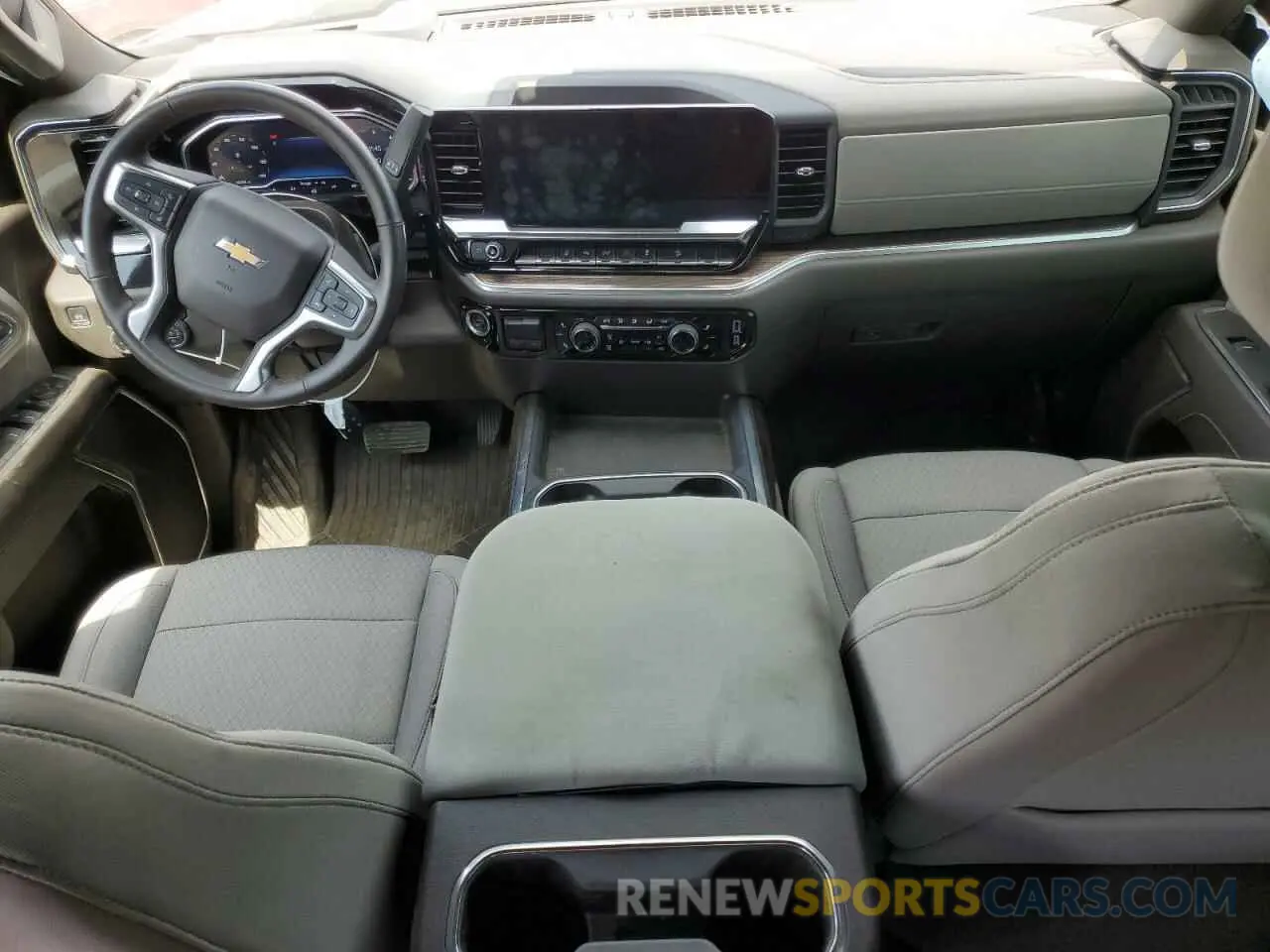 8 fotografías del automóvil dañado 1GC4YNE75RF439427 CHEVROLET ALL Models 2024