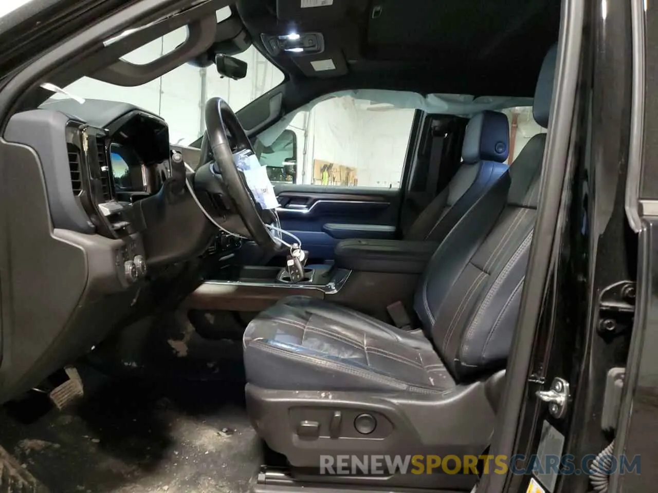 7 fotografías del automóvil dañado 1GC4YREY1RF126181 CHEVROLET ALL Models 2024