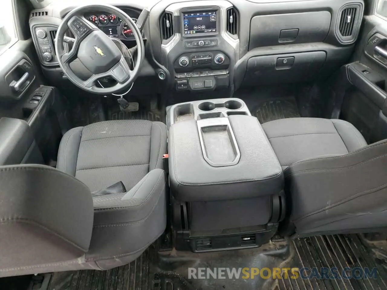 8 fotografías del automóvil dañado 2GC4YLEY6R1144745 CHEVROLET ALL Models 2024