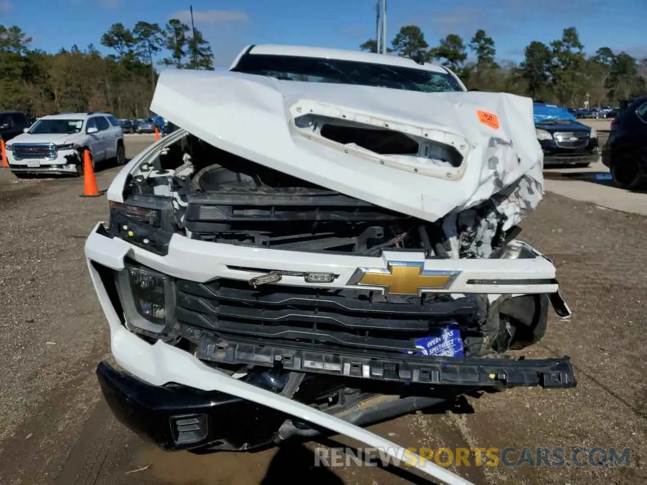 5 fotografías del automóvil dañado 2GC4YME73R1124224 CHEVROLET ALL Models 2024