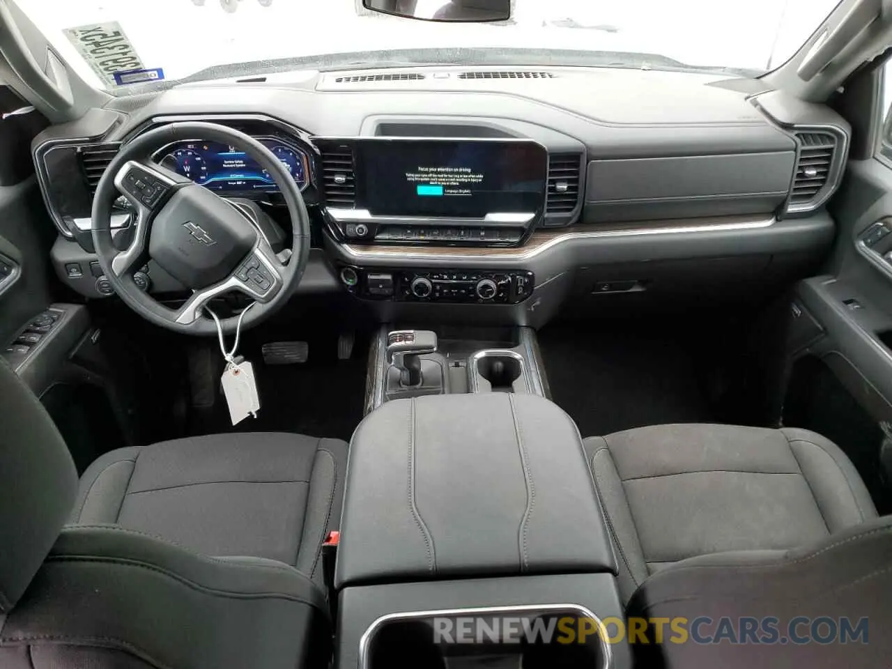 8 fotografías del automóvil dañado 2GCPADED3R1250655 CHEVROLET ALL Models 2024
