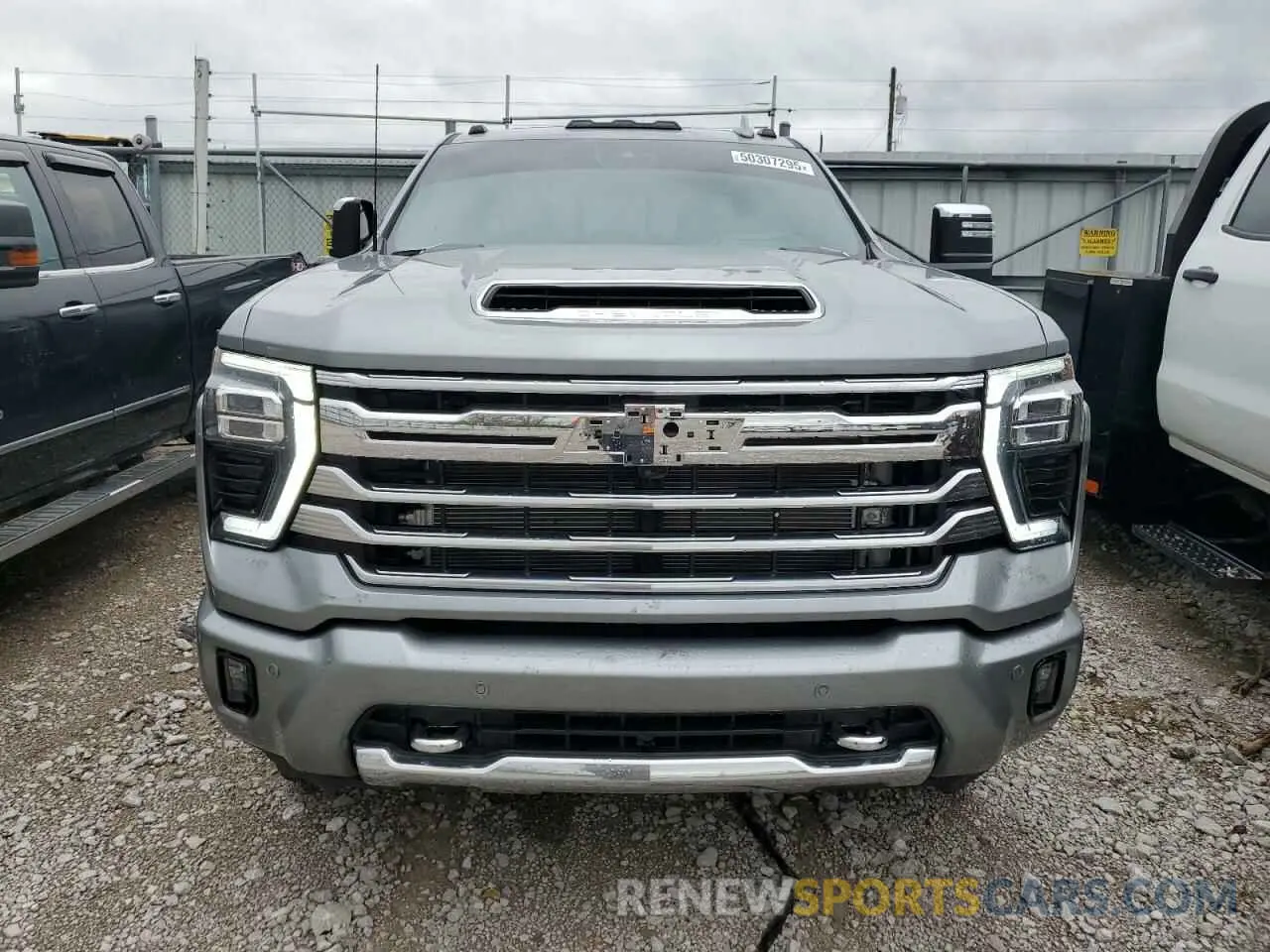 5 fotografías del automóvil dañado 1GC4KVEY3SF122424 CHEVROLET ALL Models 2025