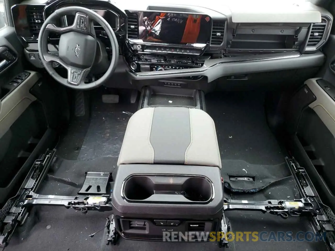 8 fotografías del automóvil dañado 1GC4KYE72SF211989 CHEVROLET ALL Models 2025