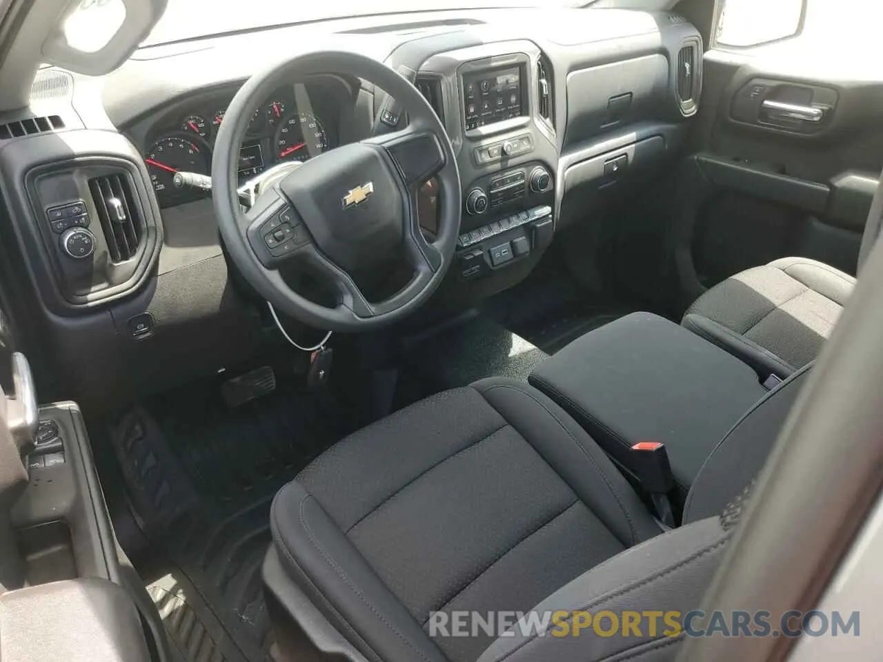 8 fotografías del automóvil dañado 3GCNAAEK1SG140060 CHEVROLET ALL Models 2025