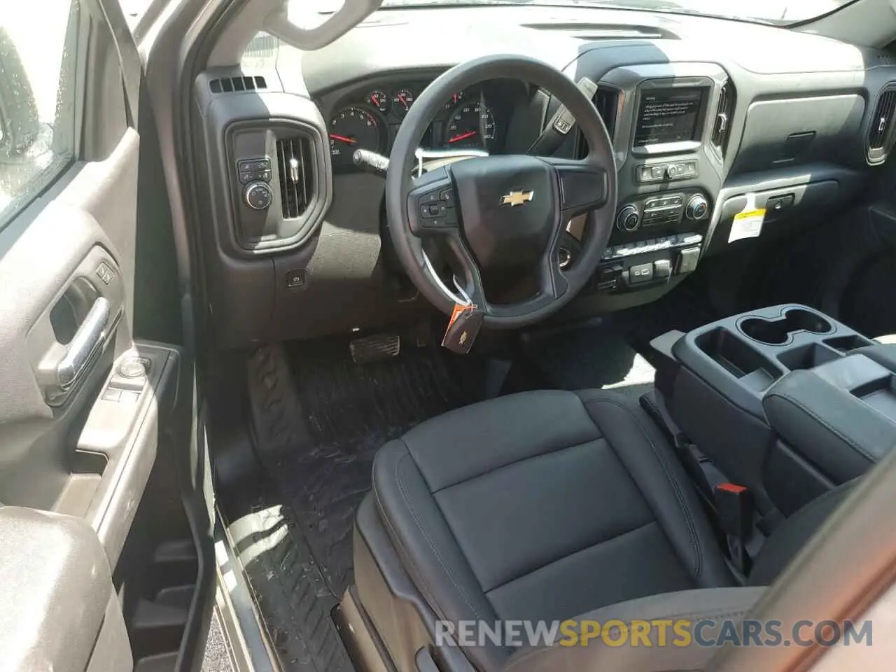8 fotografías del automóvil dañado 3GCNAAEK8SG162654 CHEVROLET ALL Models 2025