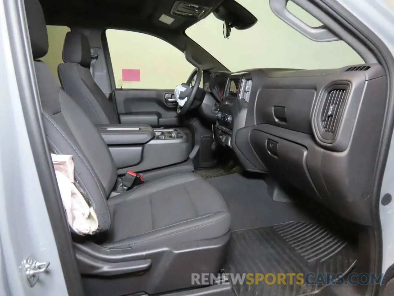 5 fotografías del automóvil dañado 3GCPABEK3SG126188 CHEVROLET ALL Models 2025