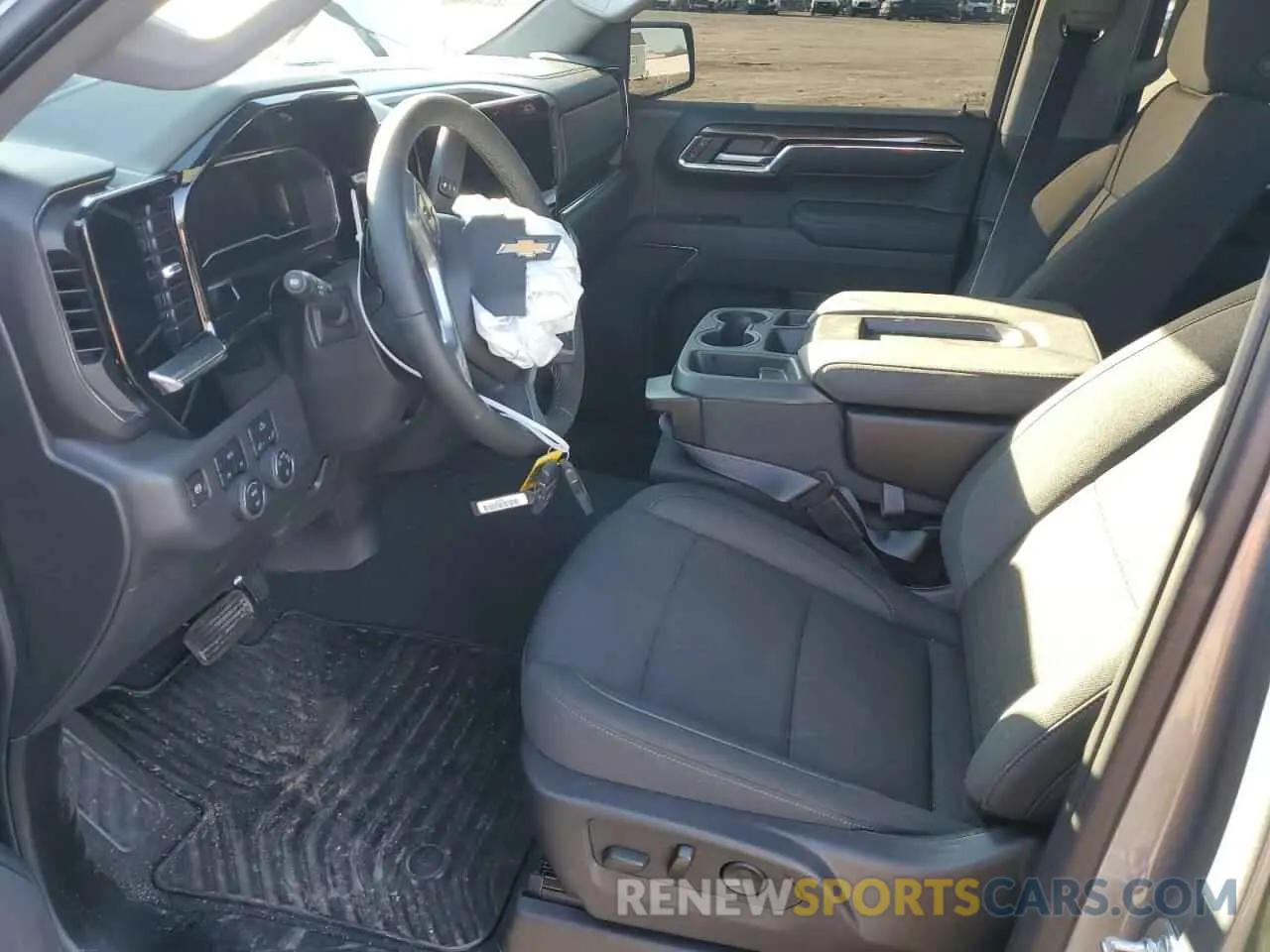 7 fotografías del automóvil dañado 3GCPKKEK1SG165536 CHEVROLET ALL Models 2025