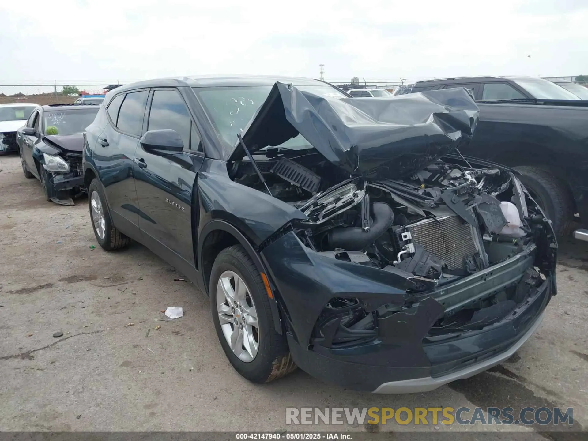 1 fotografías del automóvil dañado 3GNKBBRA0KS699143 CHEVROLET BLAZER 2019