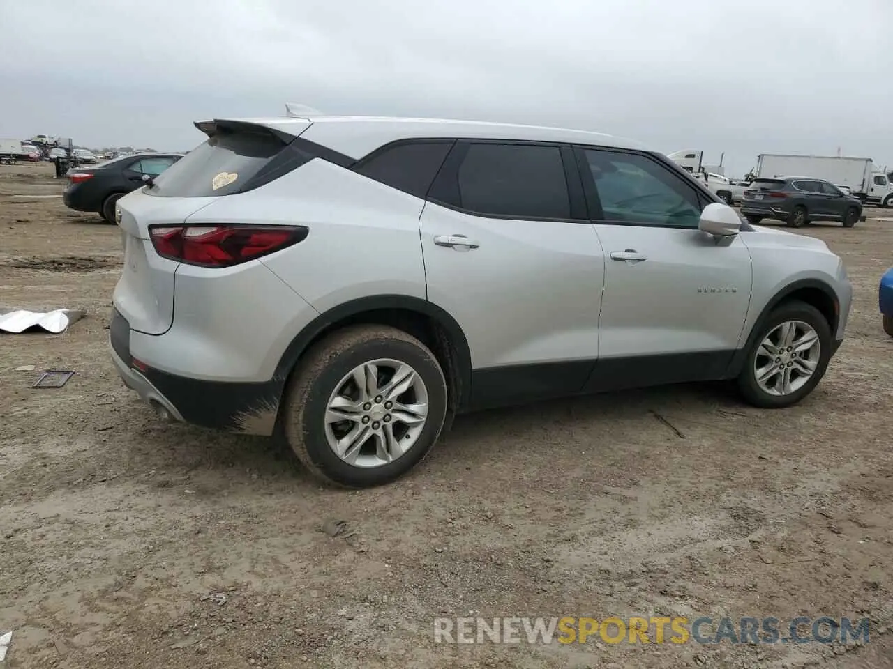 3 fotografías del automóvil dañado 3GNKBBRA1KS696459 CHEVROLET BLAZER 2019