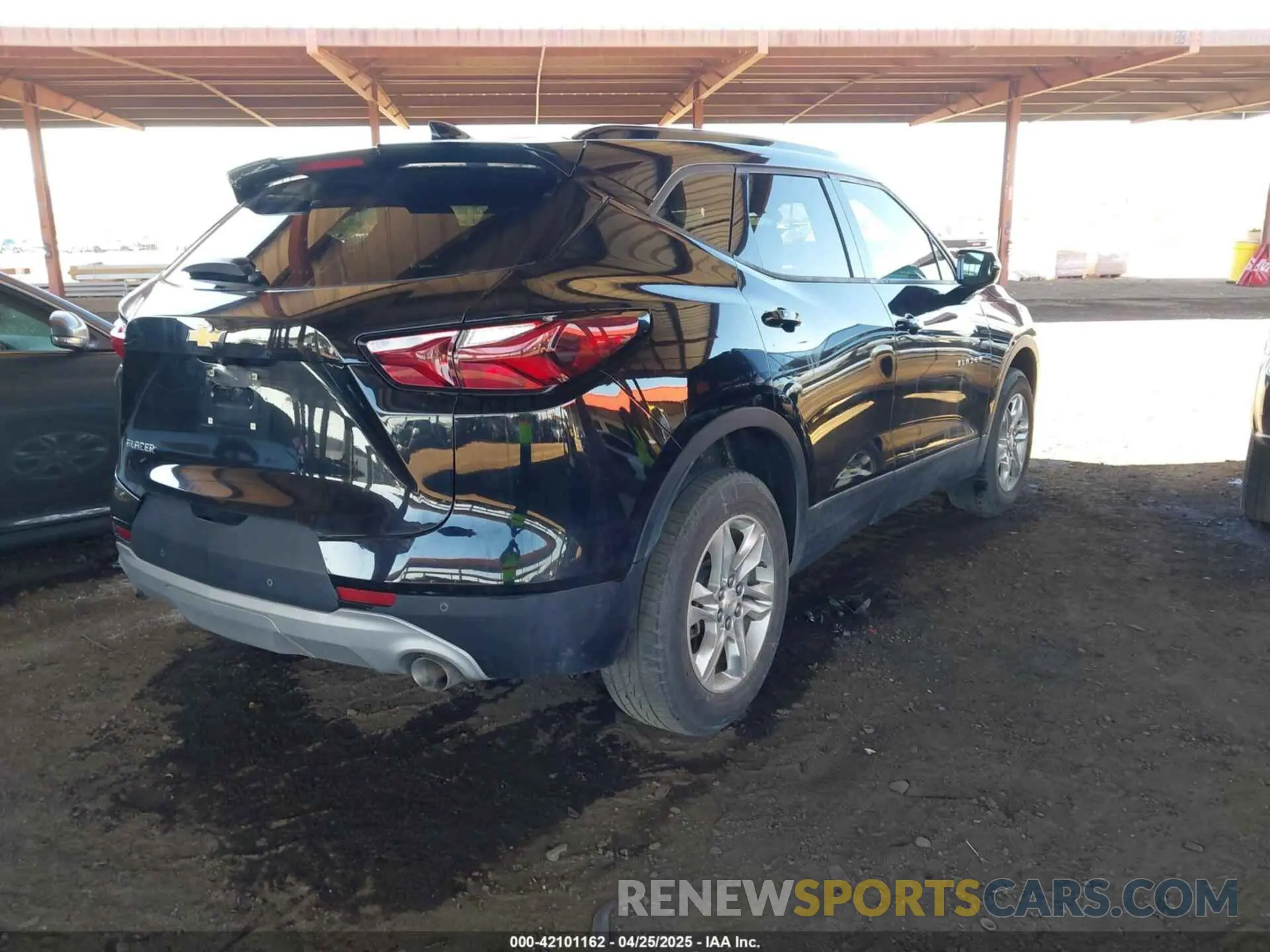 4 fotografías del automóvil dañado 3GNKBBRA2KS574032 CHEVROLET BLAZER 2019