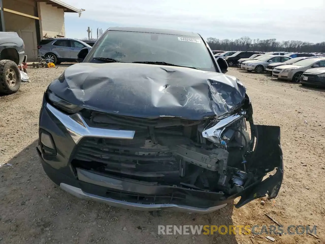 5 fotografías del automóvil dañado 3GNKBBRA8KS570129 CHEVROLET BLAZER 2019